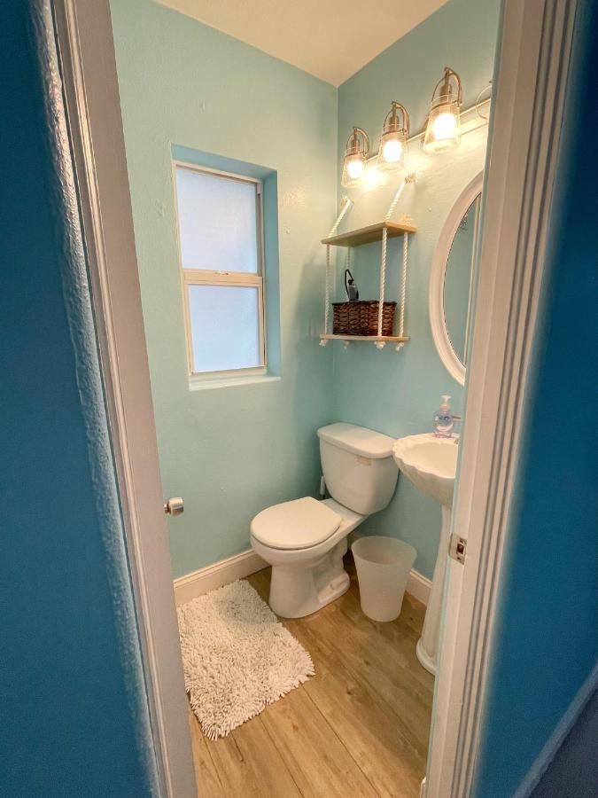 Cozy Canaveral Cottages ケープ・カナベラル エクステリア 写真