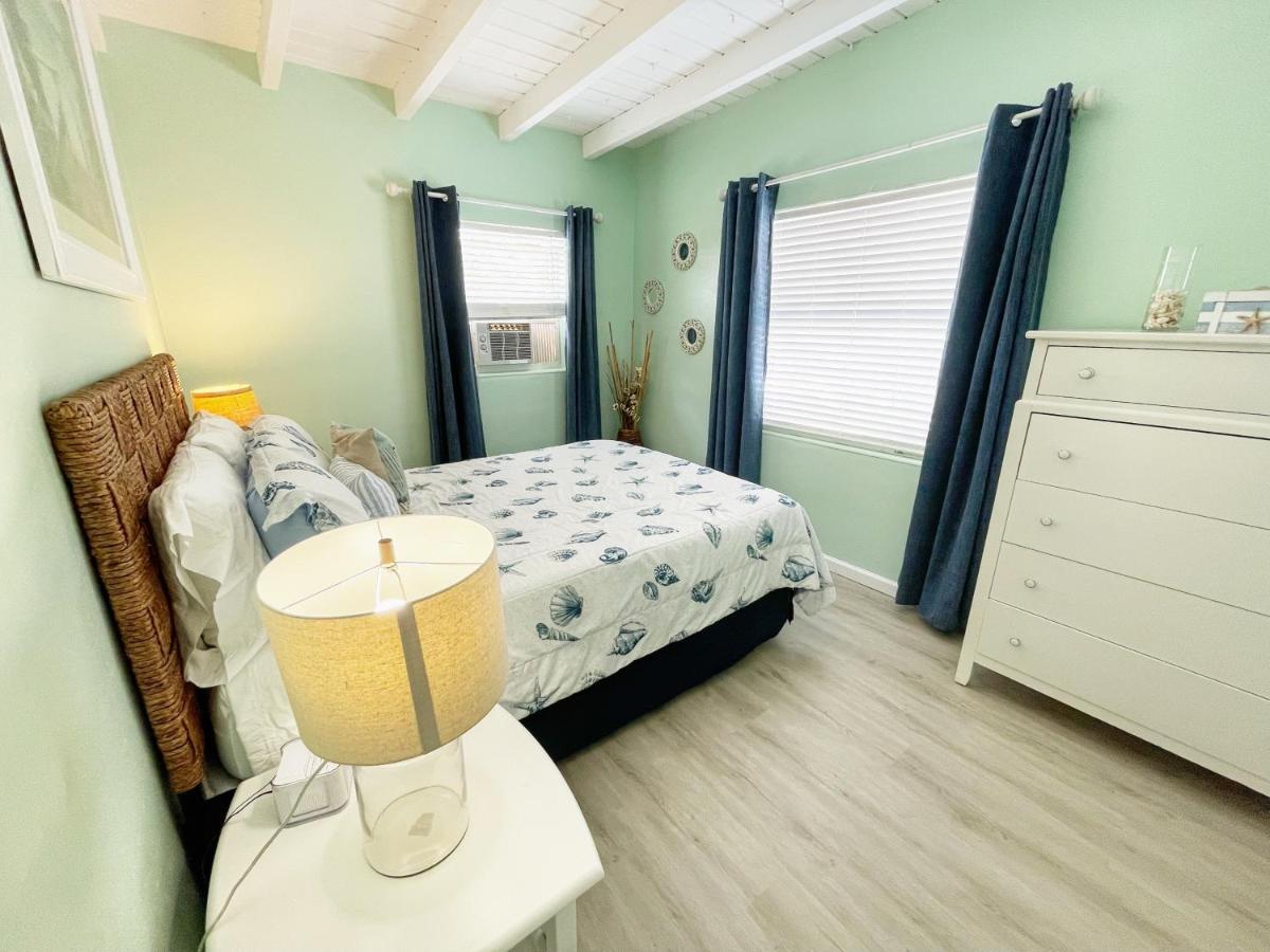 Cozy Canaveral Cottages ケープ・カナベラル エクステリア 写真