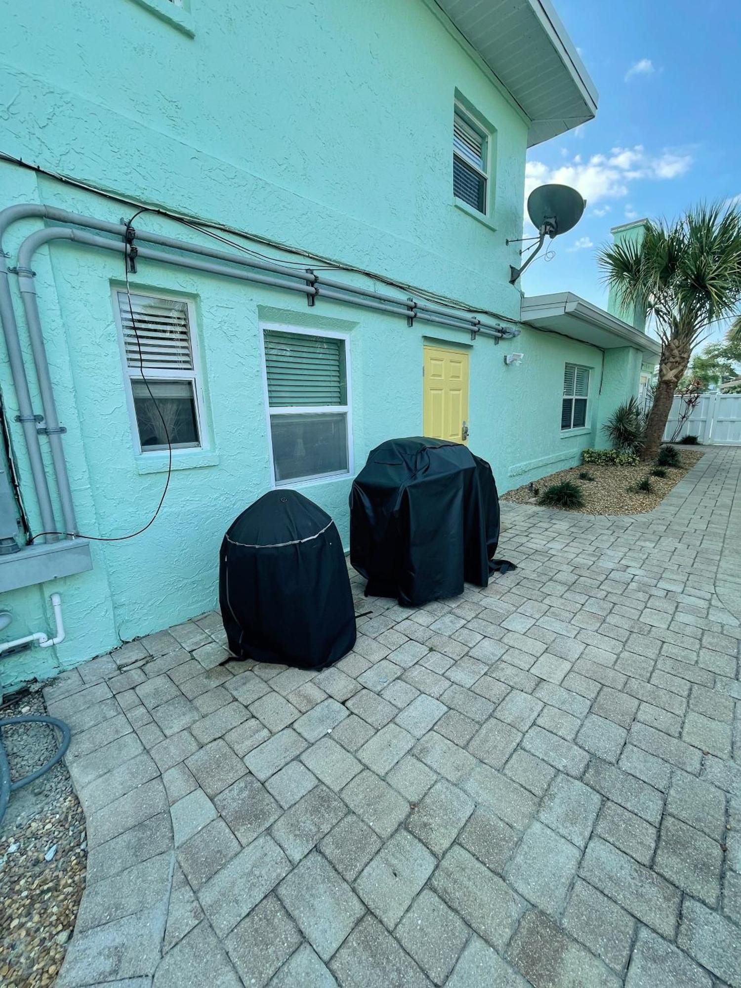 Cozy Canaveral Cottages ケープ・カナベラル エクステリア 写真